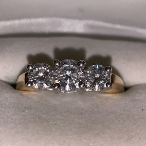 14K white gold ring